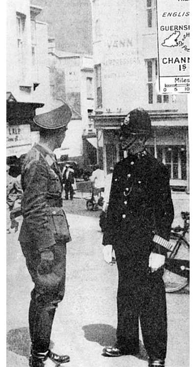 bobby&nazi.jpg